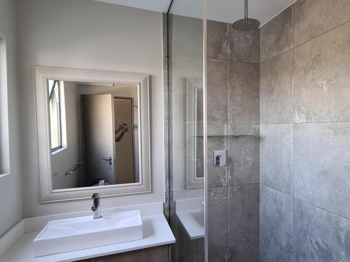 Thyme Spent Bloubergstrand Apartment Cape Town