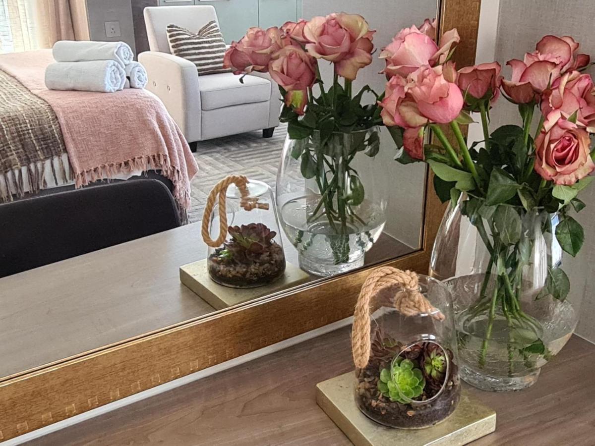 Apartment Thyme Spent Bloubergstrand Cape Town