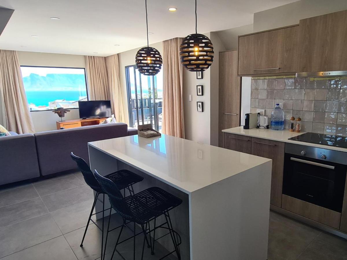 Thyme Spent Bloubergstrand Apartment