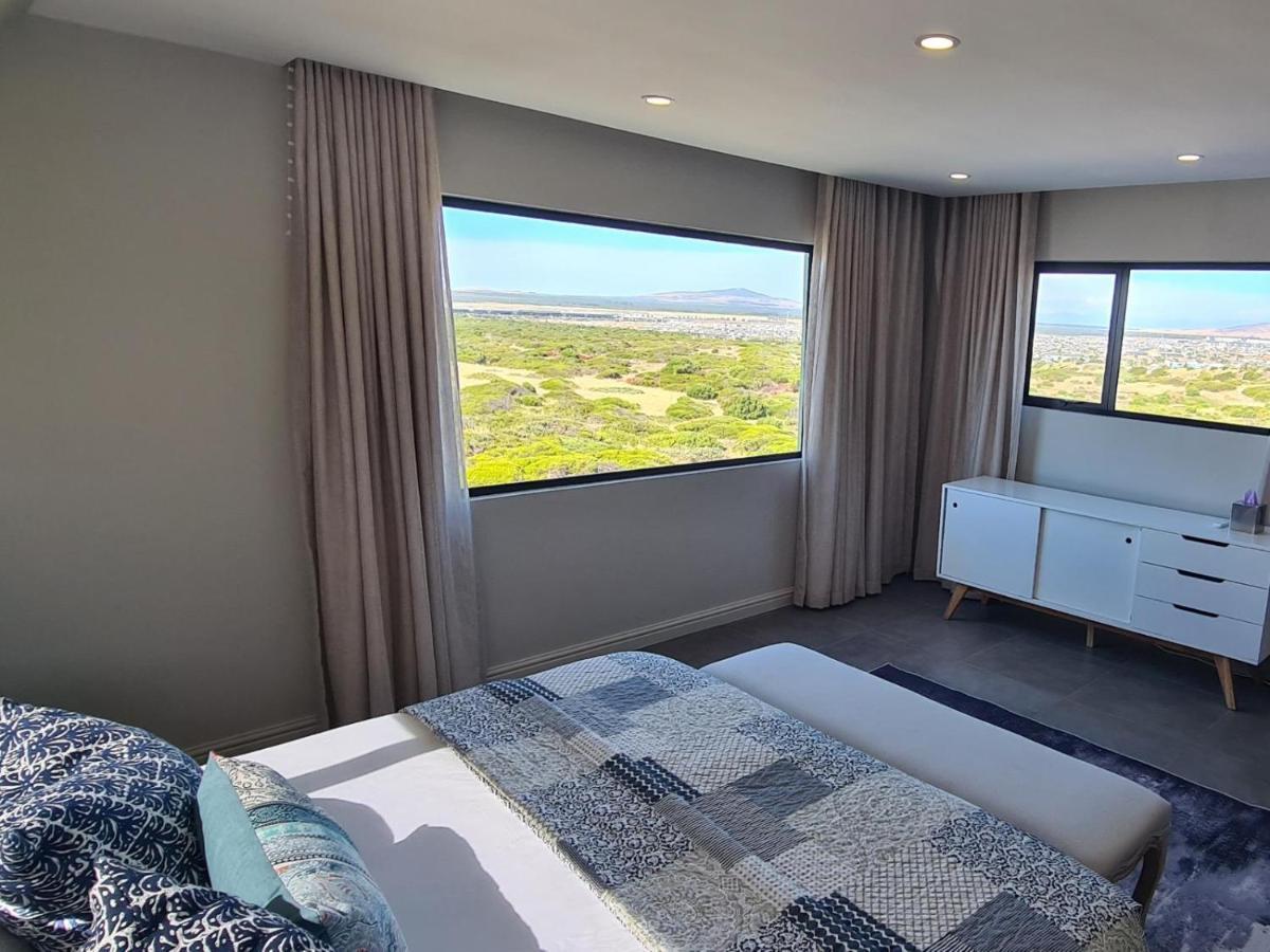 Thyme Spent Bloubergstrand Apartment