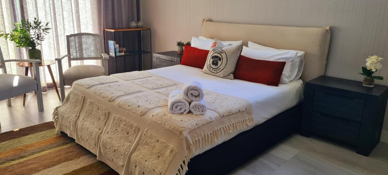 Apartment Thyme Spent Bloubergstrand *