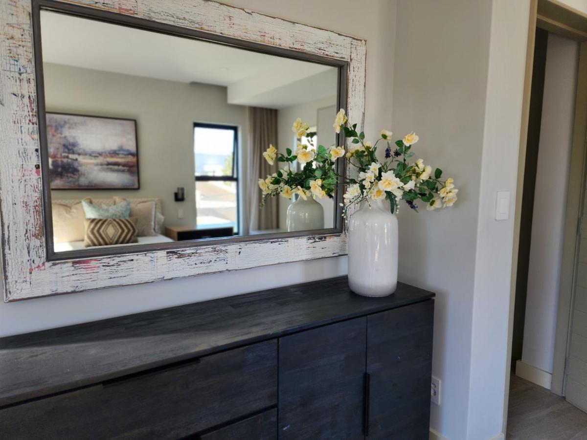 Apartment Thyme Spent Bloubergstrand *