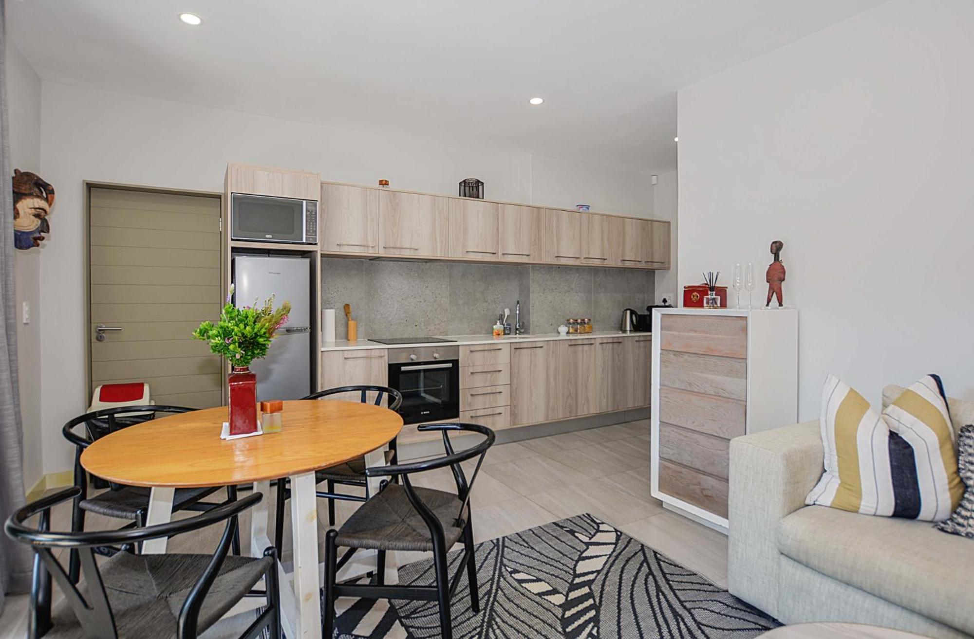Thyme Spent Bloubergstrand Apartment *